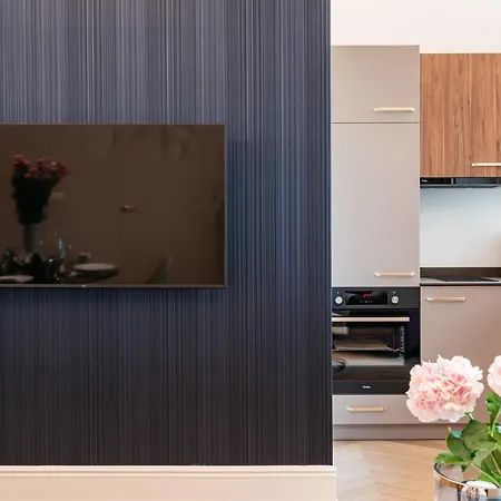 Dandelion - Loftaffair * Краков