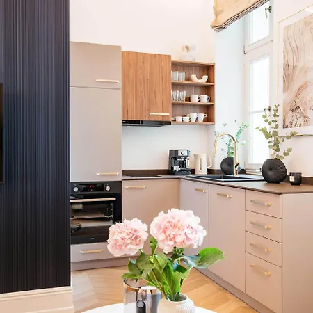 Dandelion - Loftaffair Apartman *