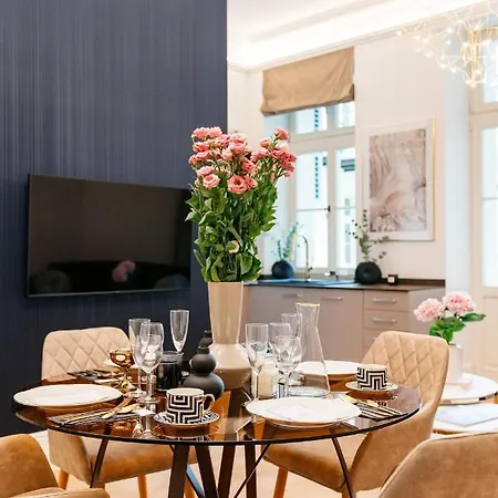 Apartment Dandelion - Loftaffair Krakow